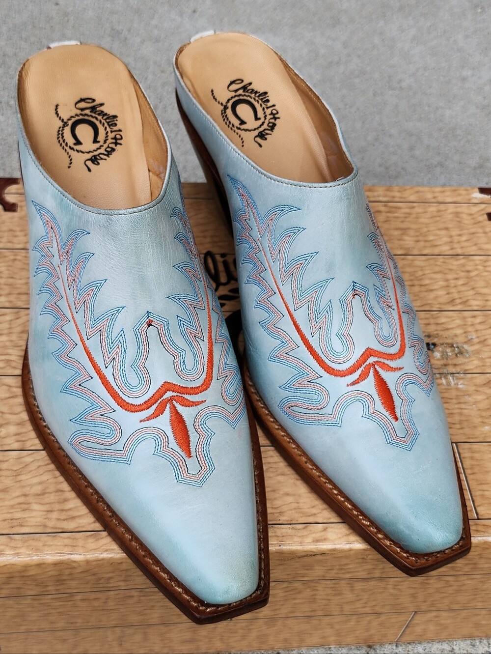 Lucchese Aqua Slide - Picture 9 of 12